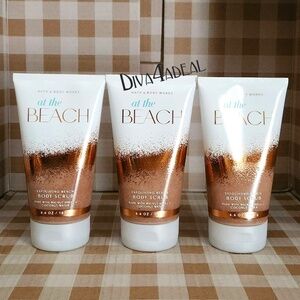 3x Bath & Body Works AT THE BEACH 8oz Body Scrubs